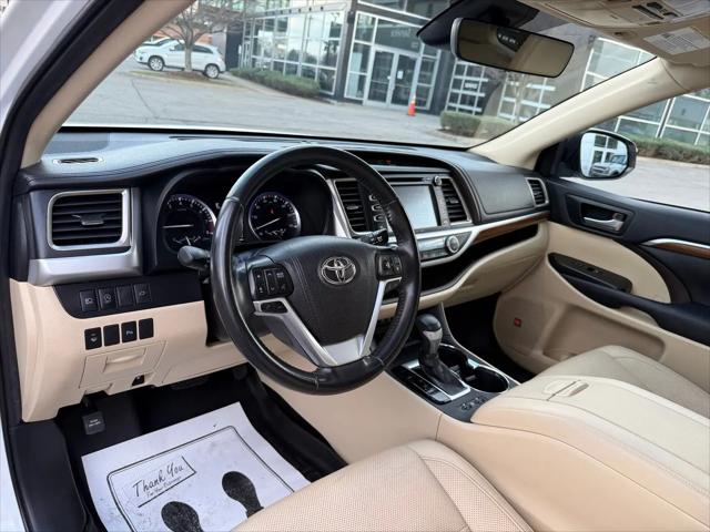 2019 Toyota Highlander Limited Platinum