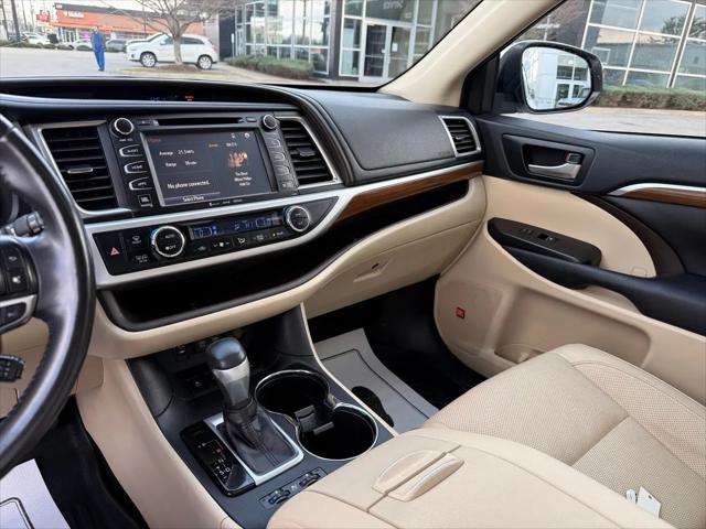 2019 Toyota Highlander Limited Platinum