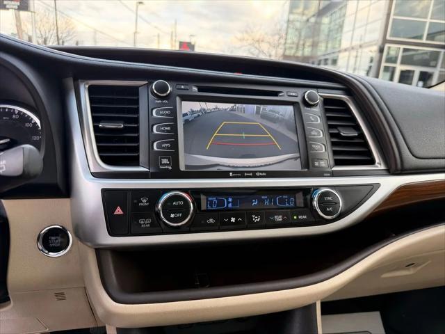 2019 Toyota Highlander Limited Platinum