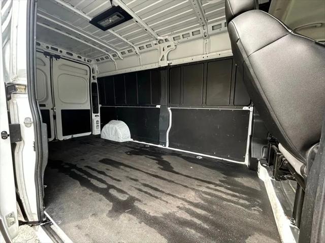 2025 Ram ProMaster 2500 Cargo Van Tradesman High Roof 159" WB w/Pass Seat