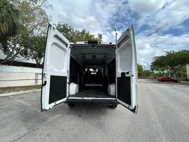 2025 Ram ProMaster 2500 Cargo Van Tradesman High Roof 159" WB w/Pass Seat