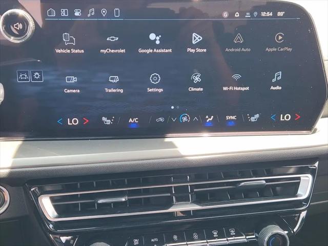 2026 Chevrolet Traverse FWD LT