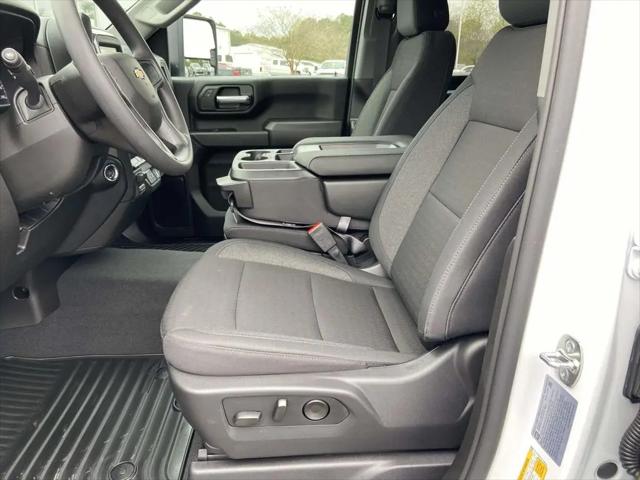 2026 Chevrolet Silverado 2500HD Crew Cab, Standard Bed, WT, 4WD