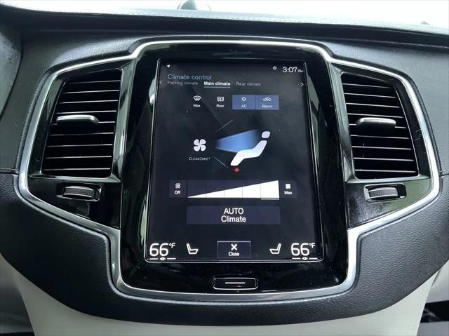 2020 Volvo XC90 Hybrid T8 Inscription 6 Passenger