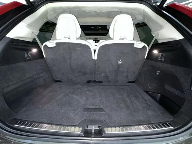 2020 Volvo XC90 Hybrid T8 Inscription 6 Passenger