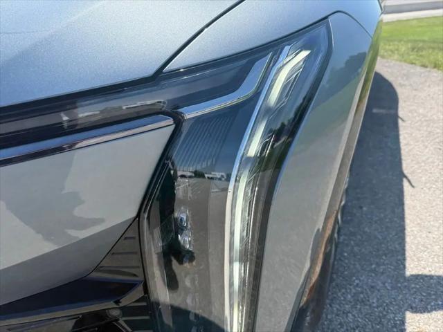 2025 Cadillac iQ Sport 2 AWD