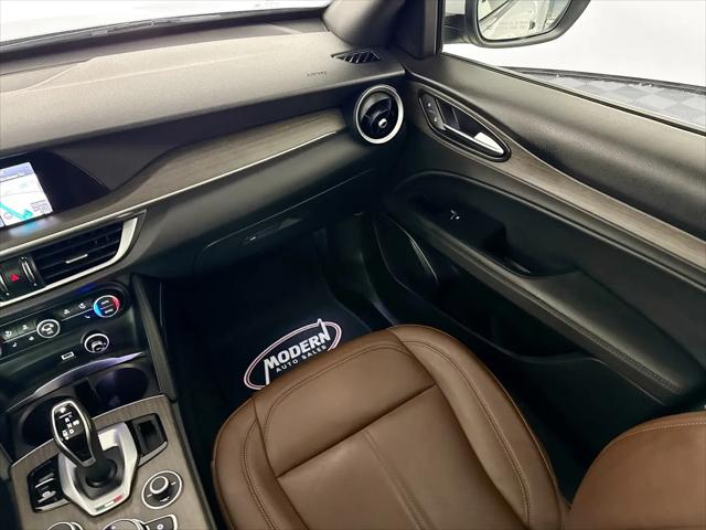 2023 Alfa Romeo Stelvio Ti AWD