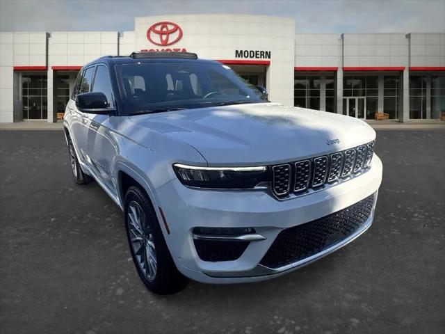 2025 Jeep Grand Cherokee Summit 4x4
