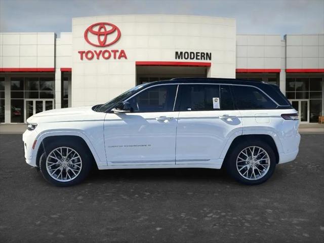 2025 Jeep Grand Cherokee Summit 4x4