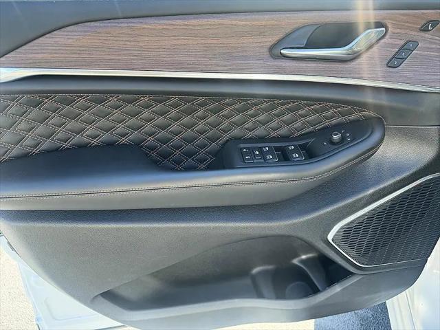 2025 Jeep Grand Cherokee Summit 4x4
