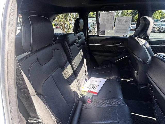 2025 Jeep Grand Cherokee Summit 4x4