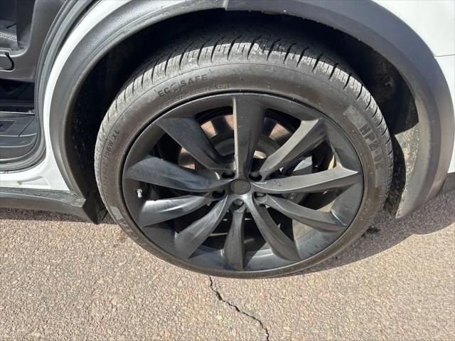 2020 Tesla Model X Long Range Plus Dual Motor All-Wheel Drive