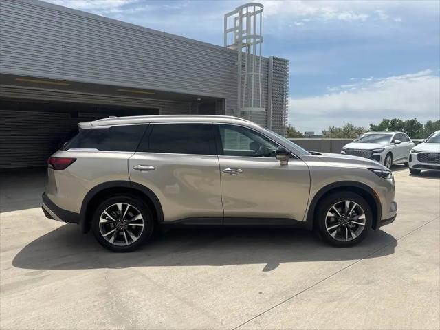 2025 INFINITI QX60 LUXE AWD