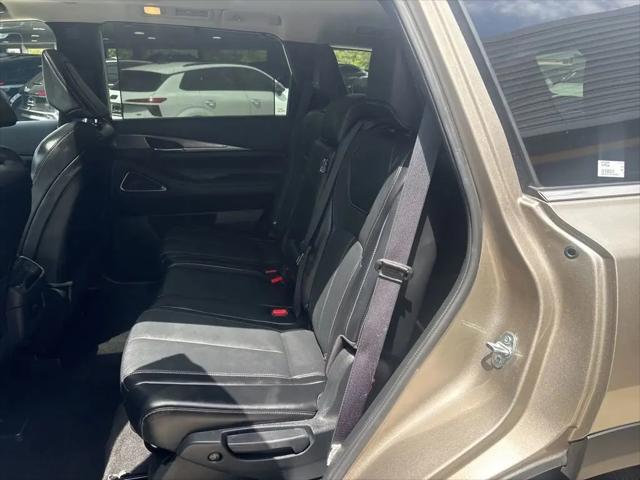 2025 INFINITI QX60 LUXE AWD