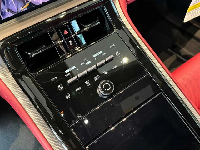 2026 Porsche Panamera 4
