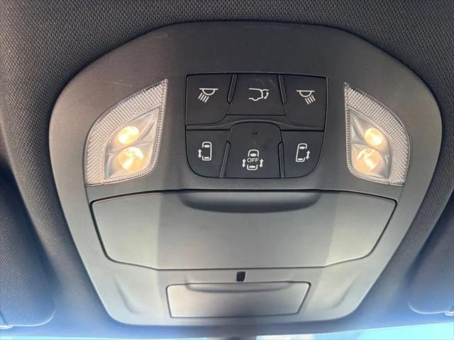 2024 Chrysler Pacifica Hybrid S Appearance Pkg