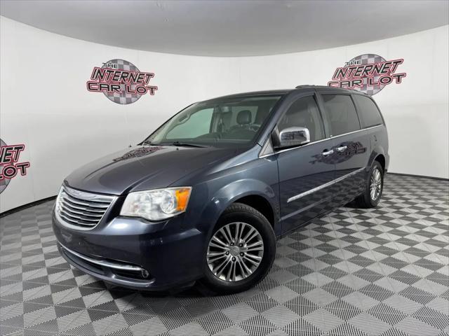 2014 Chrysler Town & Country Touring-L for sale in Omaha, NE