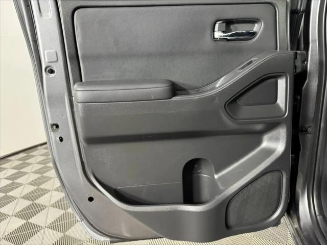 2022 Nissan Frontier Crew Cab Long Bed SV 4x4