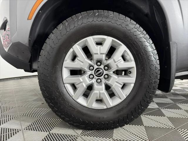 2022 Nissan Frontier Crew Cab Long Bed SV 4x4