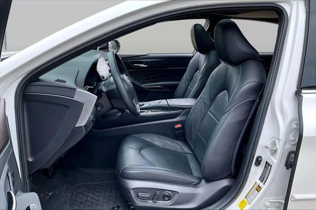2021 Toyota Avalon Limited Hybrid