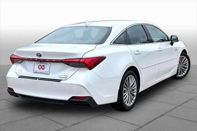 2021 Toyota Avalon Limited Hybrid