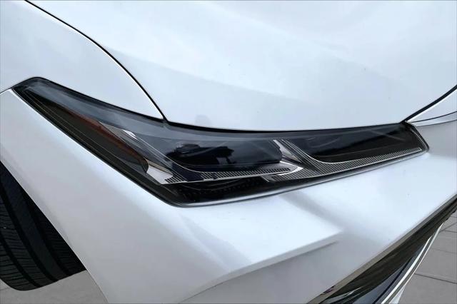 2021 Toyota Avalon Limited Hybrid