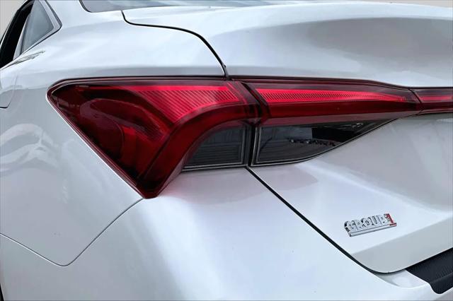 2021 Toyota Avalon Limited Hybrid