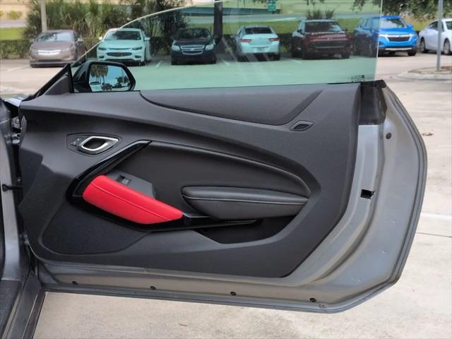 2023 Chevrolet Camaro RWD Convertible LT1