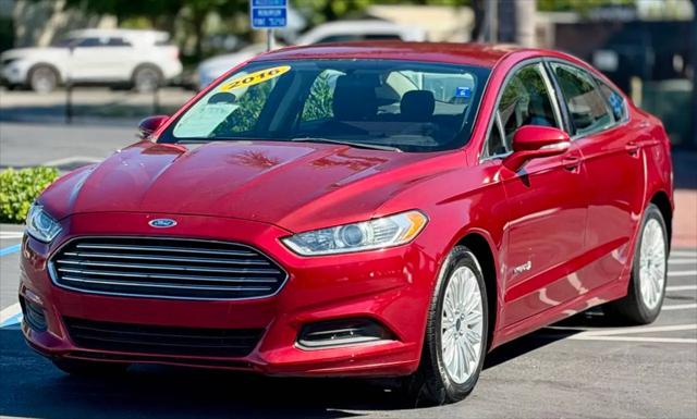 2016 Ford Fusion Hybrid SE