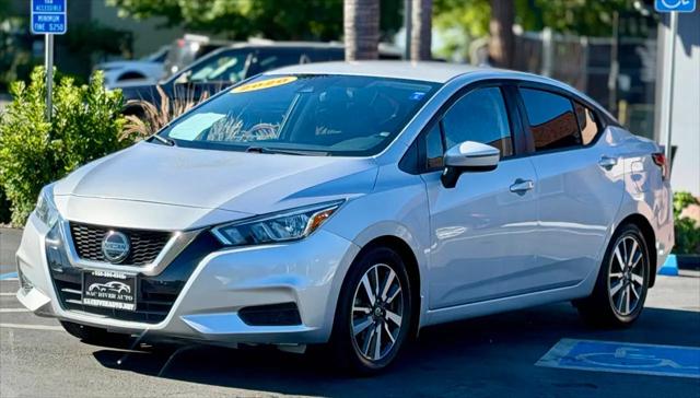 2020 Nissan Versa SV Xtronic CVT