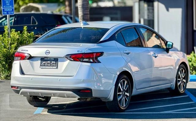 2020 Nissan Versa SV Xtronic CVT