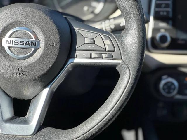2020 Nissan Versa SV Xtronic CVT
