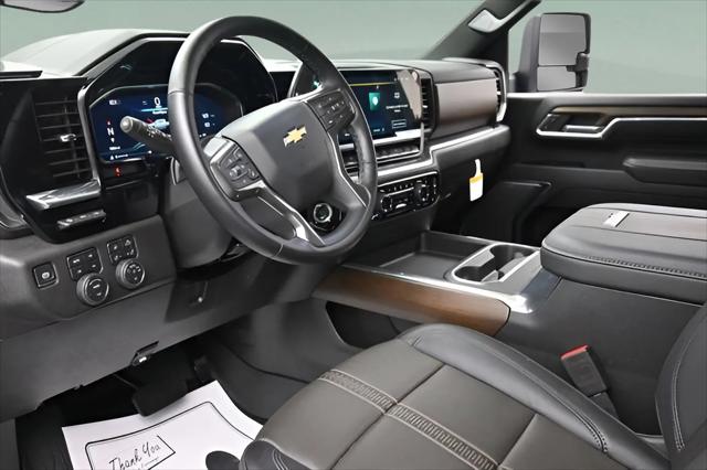 2025 Chevrolet Silverado 2500HD 4WD Crew Cab Long Bed High Country