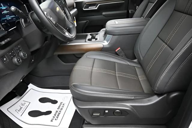 2025 Chevrolet Silverado 2500HD 4WD Crew Cab Long Bed High Country