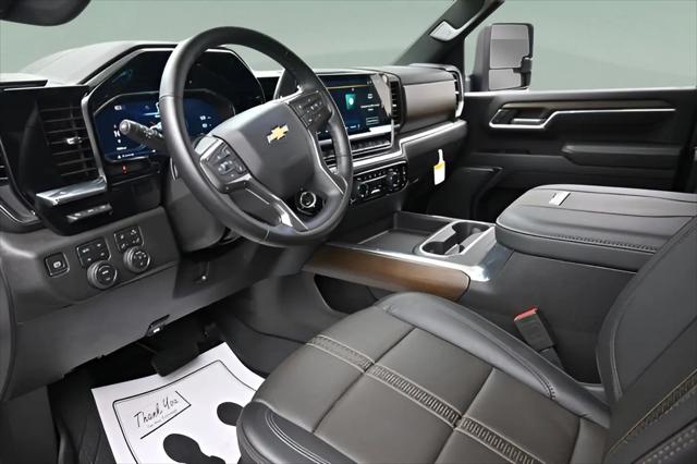 2025 Chevrolet Silverado 2500HD 4WD Crew Cab Long Bed High Country