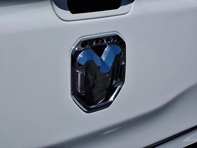 2023 Ram 1500 Limited Crew Cab 4x4 5'7" Box