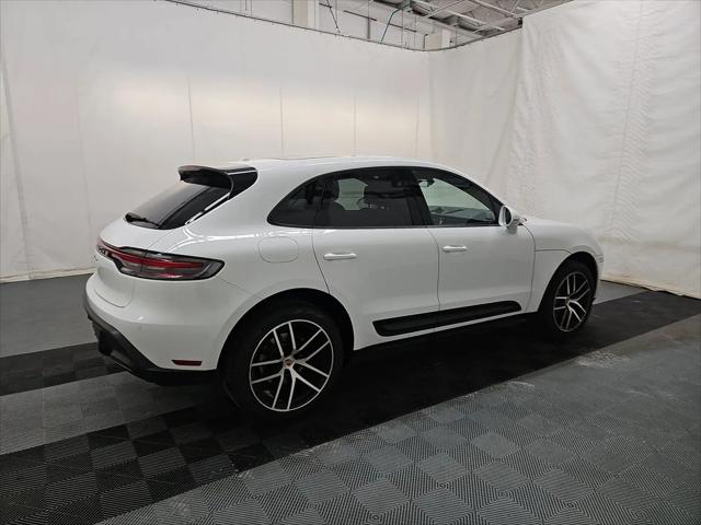 2023 Porsche Macan Macan