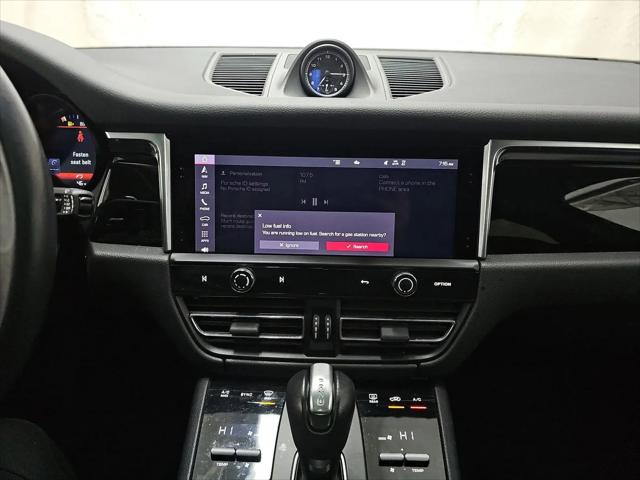 2023 Porsche Macan Macan