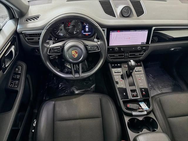 2023 Porsche Macan Macan