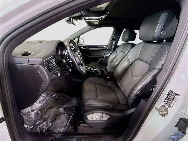 2023 Porsche Macan Macan