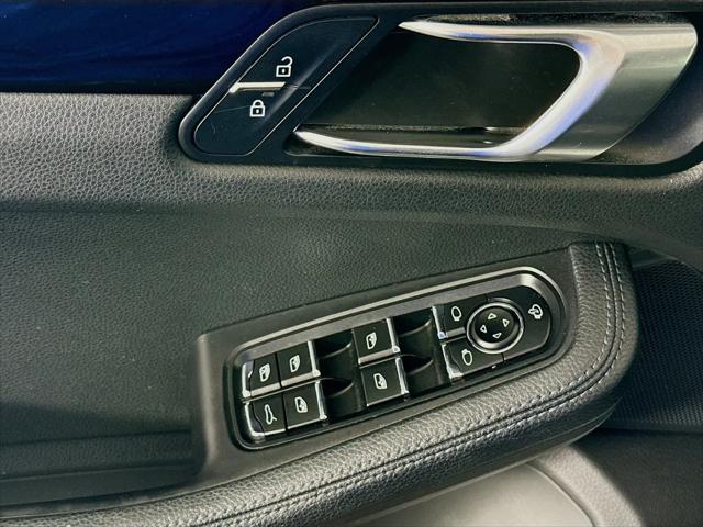 2023 Porsche Macan Macan