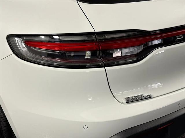 2023 Porsche Macan Macan