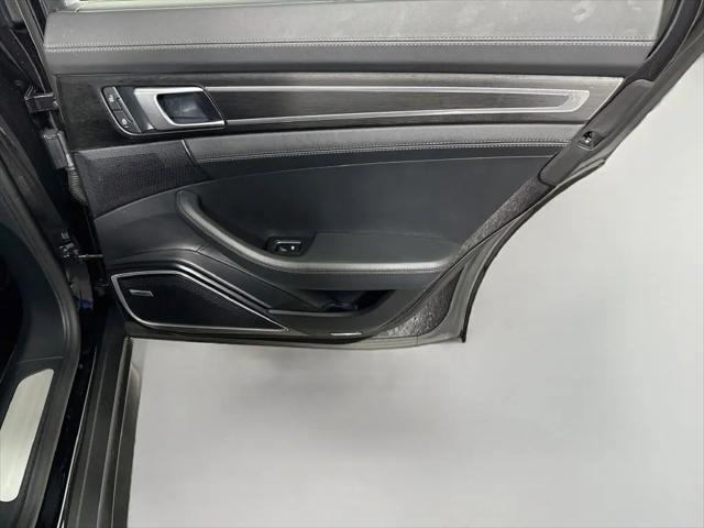2023 Porsche Panamera 4S
