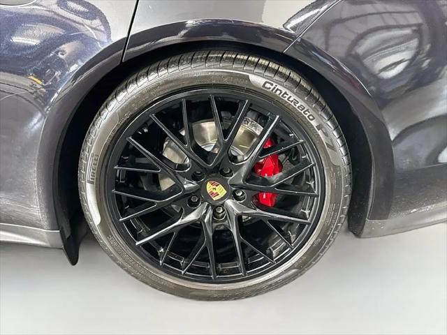 2023 Porsche Panamera 4S