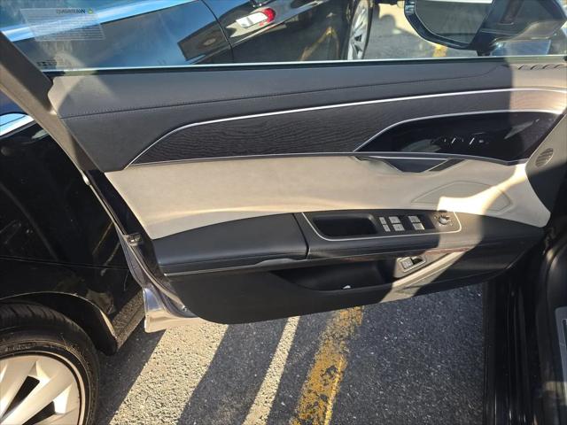 2023 Audi A8 L 55 TFSI quattro Tiptronic