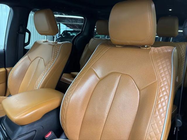 2022 Chrysler Pacifica Hybrid Pinnacle