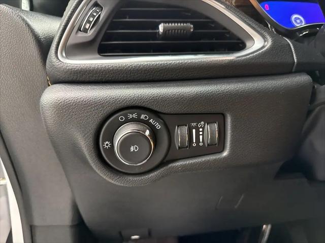 2022 Chrysler Pacifica Hybrid Pinnacle