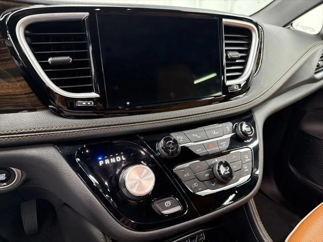 2022 Chrysler Pacifica Hybrid Pinnacle