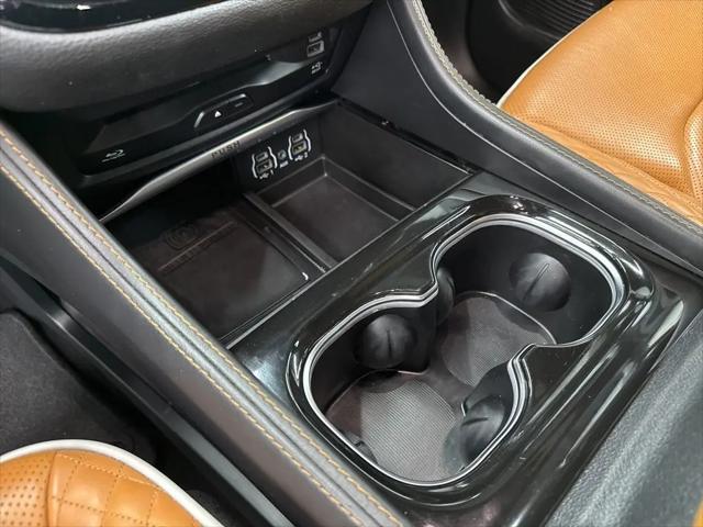 2022 Chrysler Pacifica Hybrid Pinnacle