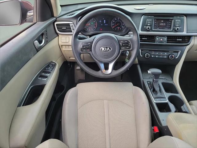 2017 Kia Optima LX
